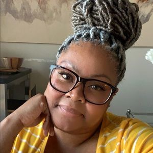 Meet your Posher, Anissa